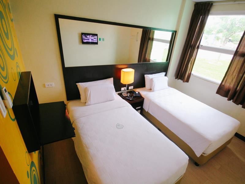 Go Hotels Dumaguete Dumaguete City Екстериор снимка